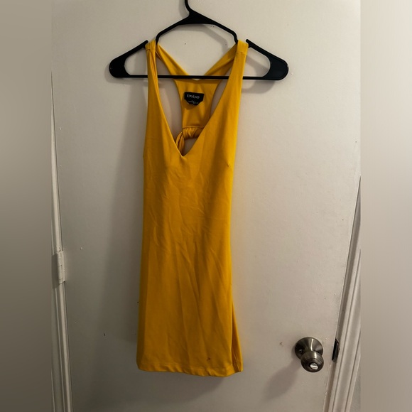 Dress - Picture 3 of 3